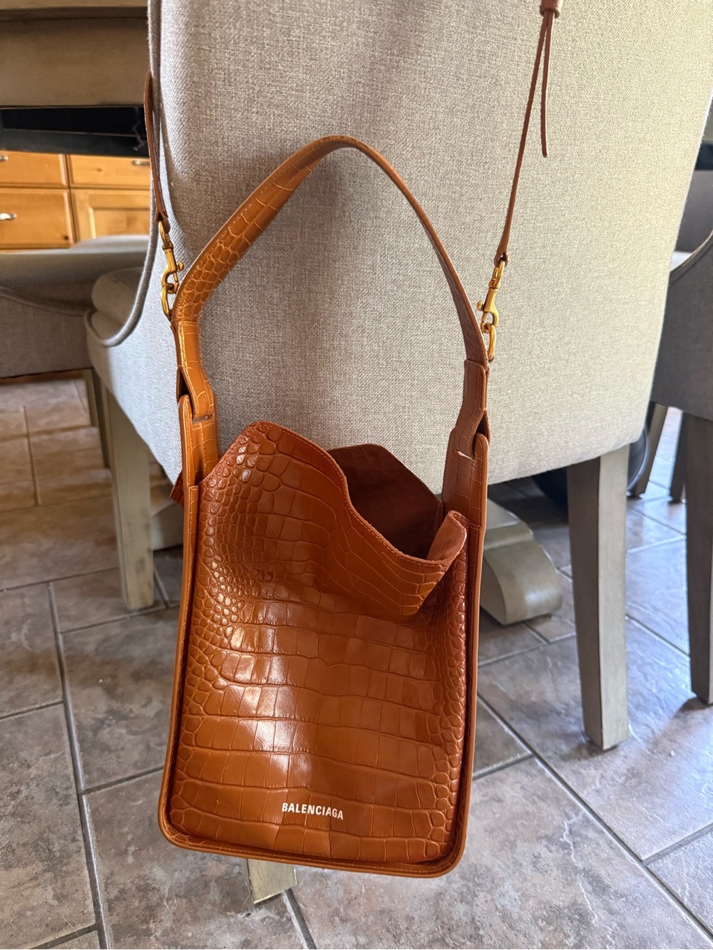 Balenciaga Tool 2.0 North-South Tote bag